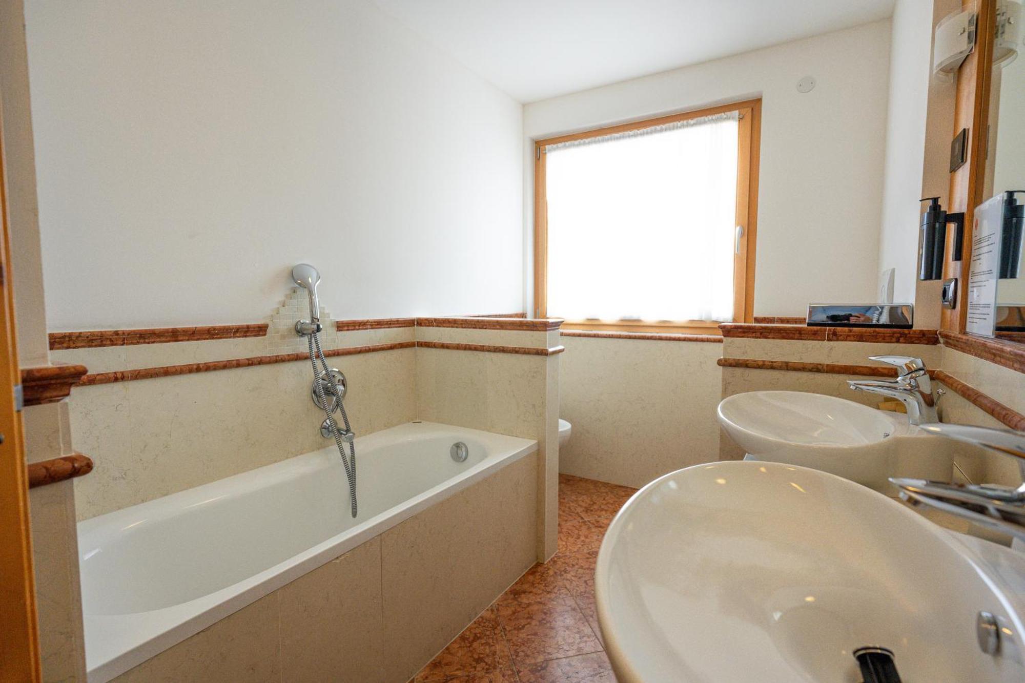 Wellness Hotel Lupo Bianco Канацеи Экстерьер фото